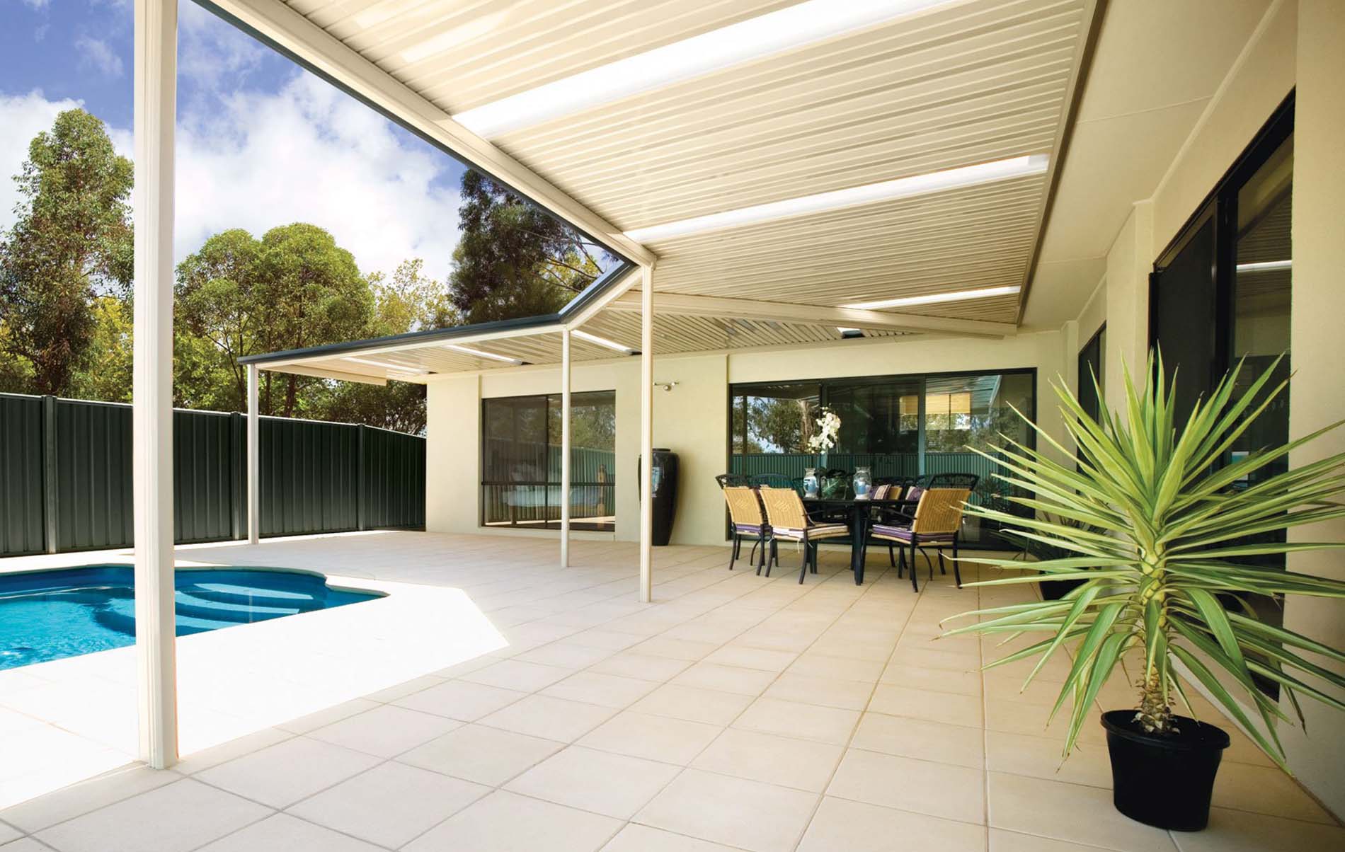 Modern flat roof patio with integrated lighting and timber-look posts